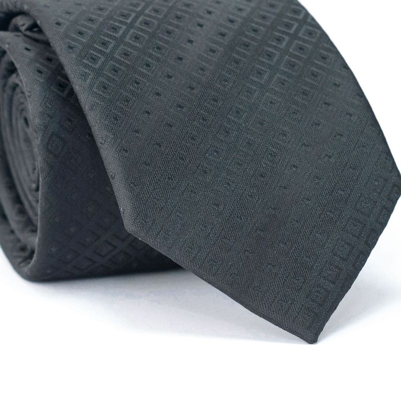 GravataTradicionalemPoliesterPretocomDesenhosGeometricosPreto