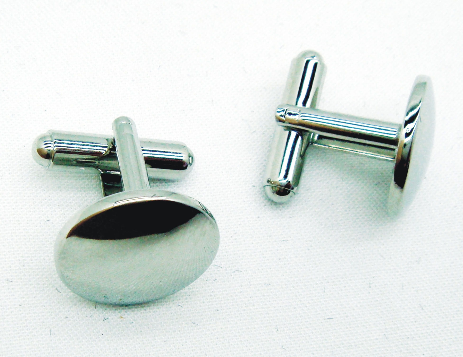 Abotoadura Camelo Redonda Prata - Hover