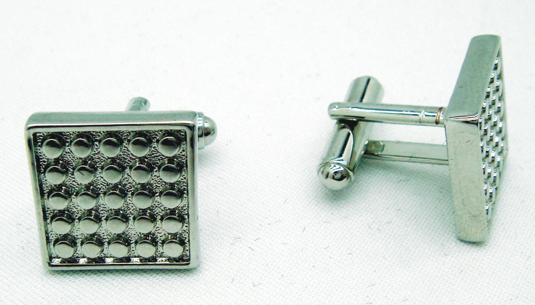 Abotoadura Quadrada Prata Com Pontos - Hover