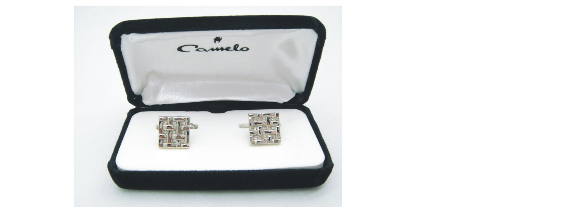 Abotoadura Quadrada Prata Com Trama Cestavada E Strass