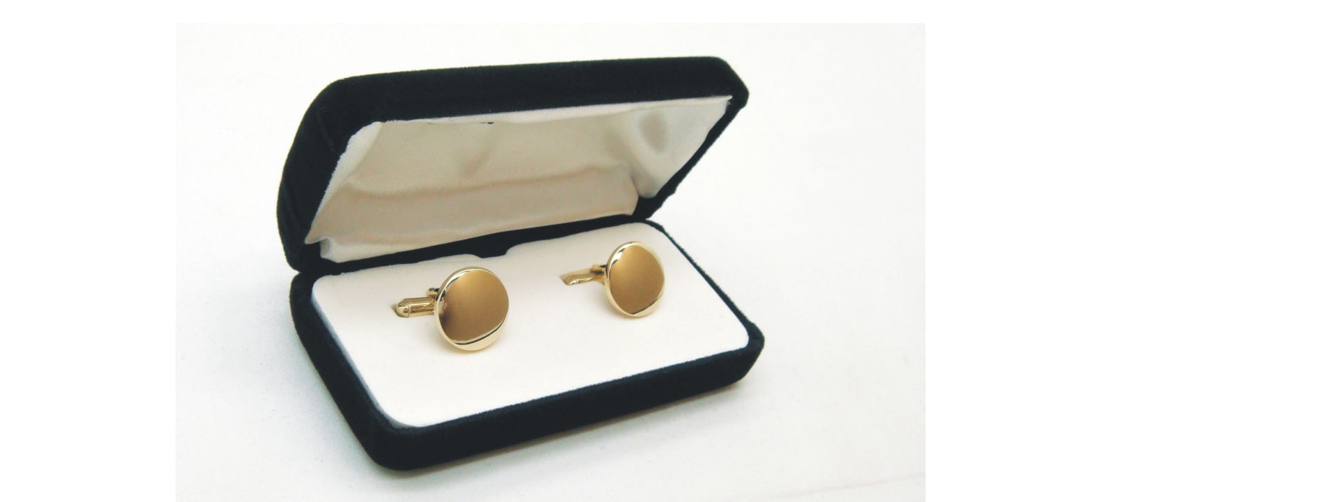 Abotoadura Redonda Dourada Lisa