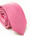 GravataslimRosacomdetalhesBranco