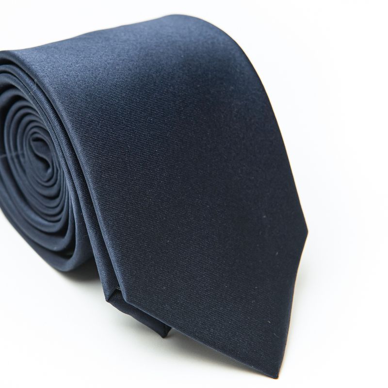 GravataTradicionallisaAzulMarinho