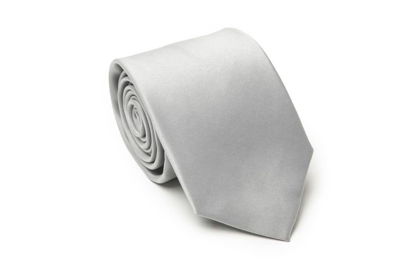 GravataTradicionallisaPrata