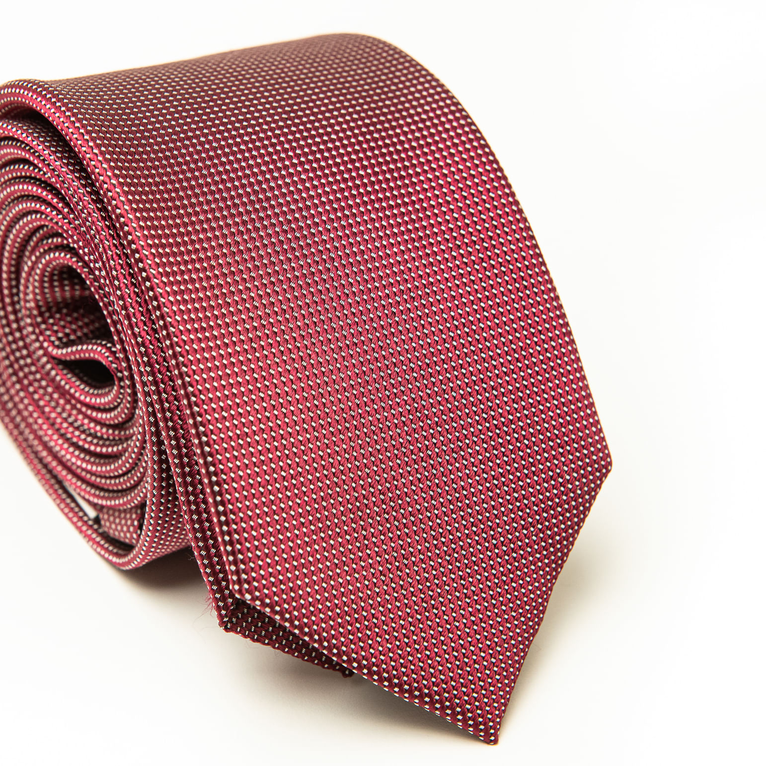 Gravata Tradicional Seda Pierre Cardin  Vermelha Com Pontinhos Brancos